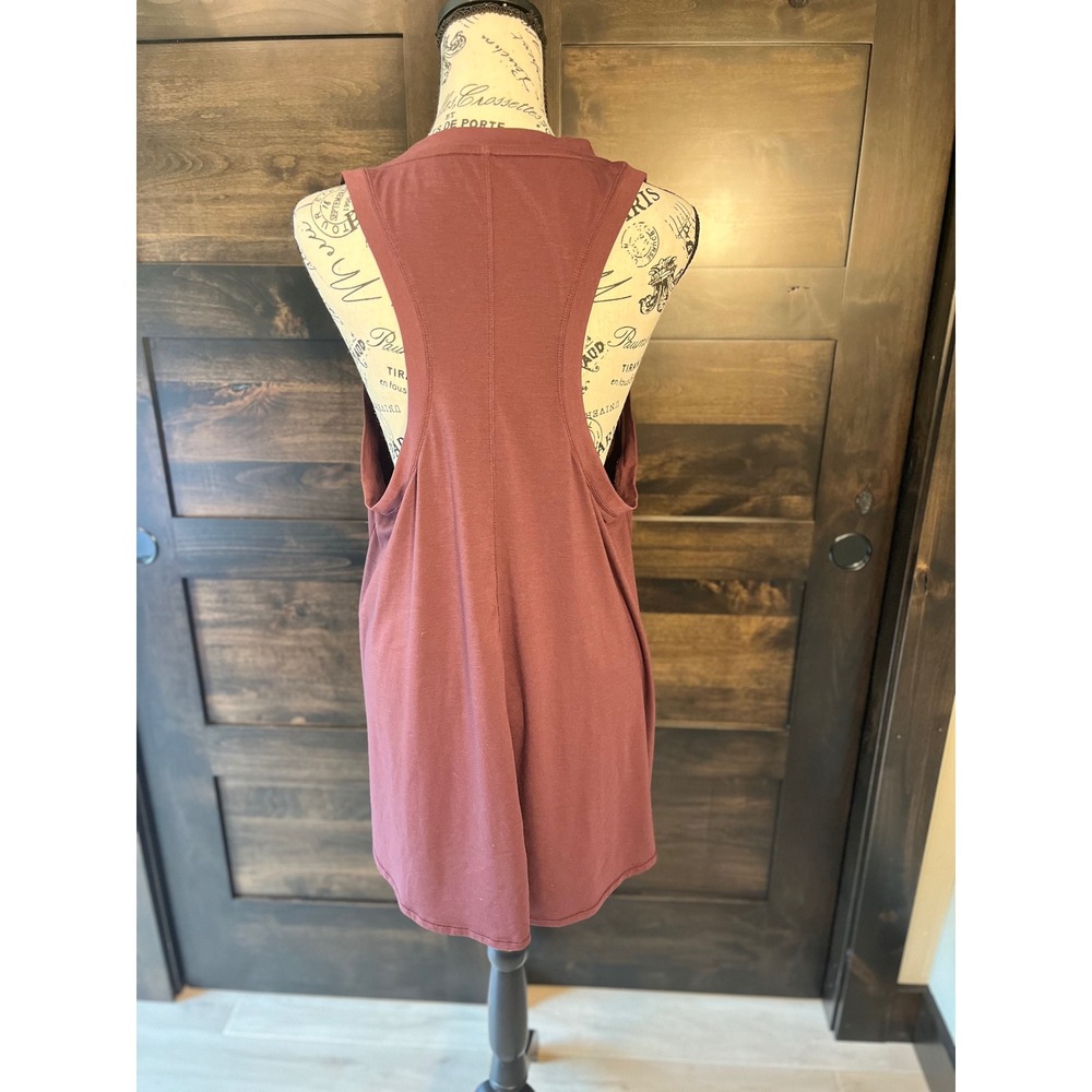 Athleta Essence Muscle Tank Top Dark Berry Mauve Racerback Oversized Medium L XL - Picture 3 of 5